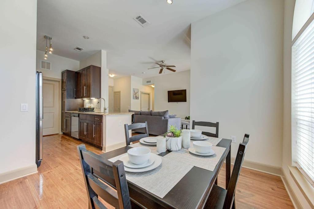 יוסטון Cozy Apt Nrg Pool,Wi-Fi, Free Parking, Petsok! מראה חיצוני תמונה